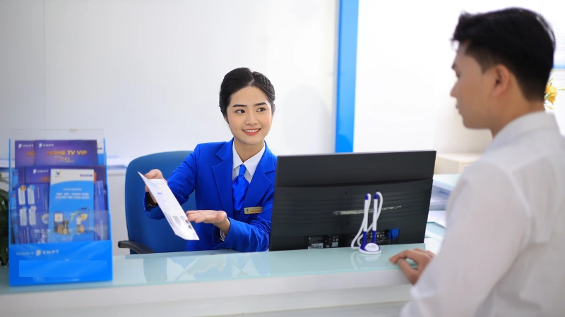 Đóng tiền mạng VNPT trực tiếp tại điểm giao dịch